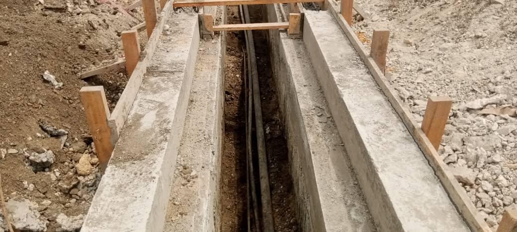 Construction et couverture de caniveaux